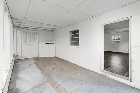 815 Papaya Drive Tampa FL 33619