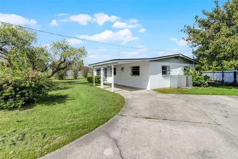 815 Papaya Drive Tampa FL 33619