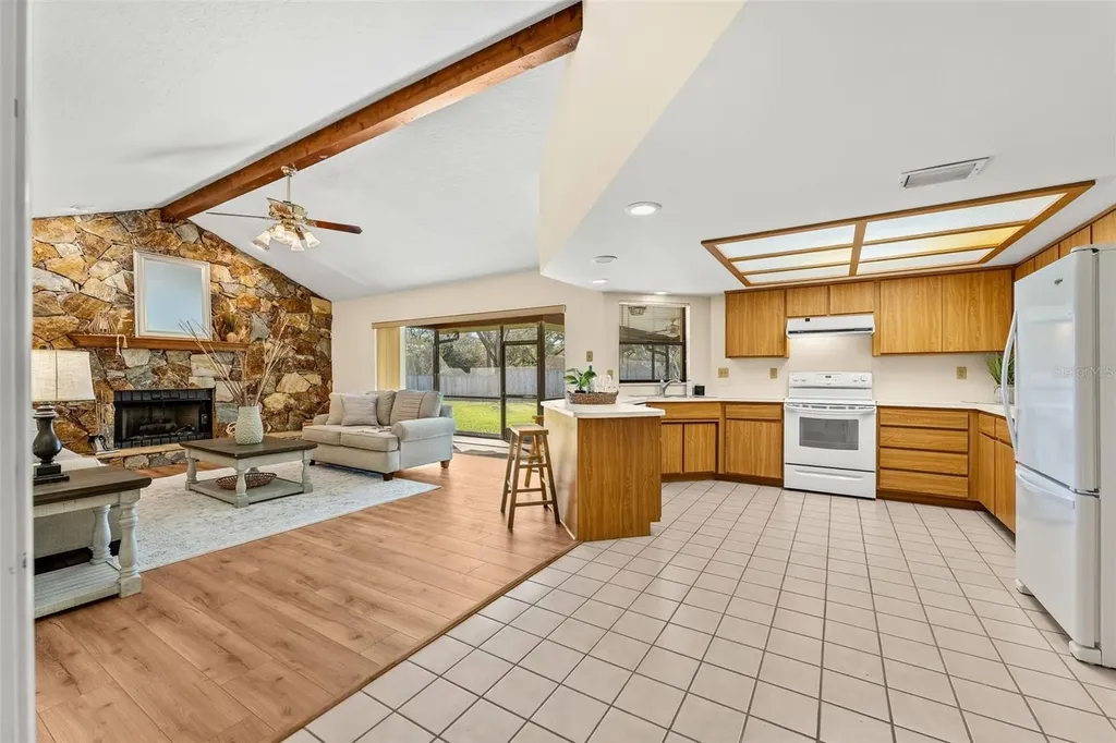 2213 Woodlawn Circle Melbourne FL 32934