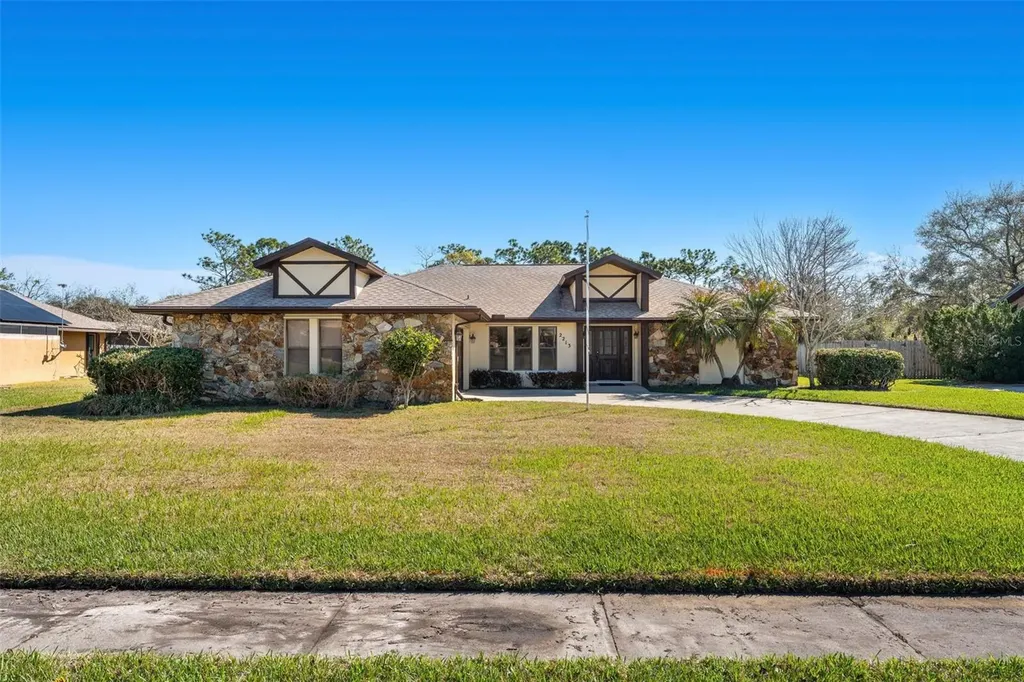 2213 Woodlawn Circle Melbourne FL 32934