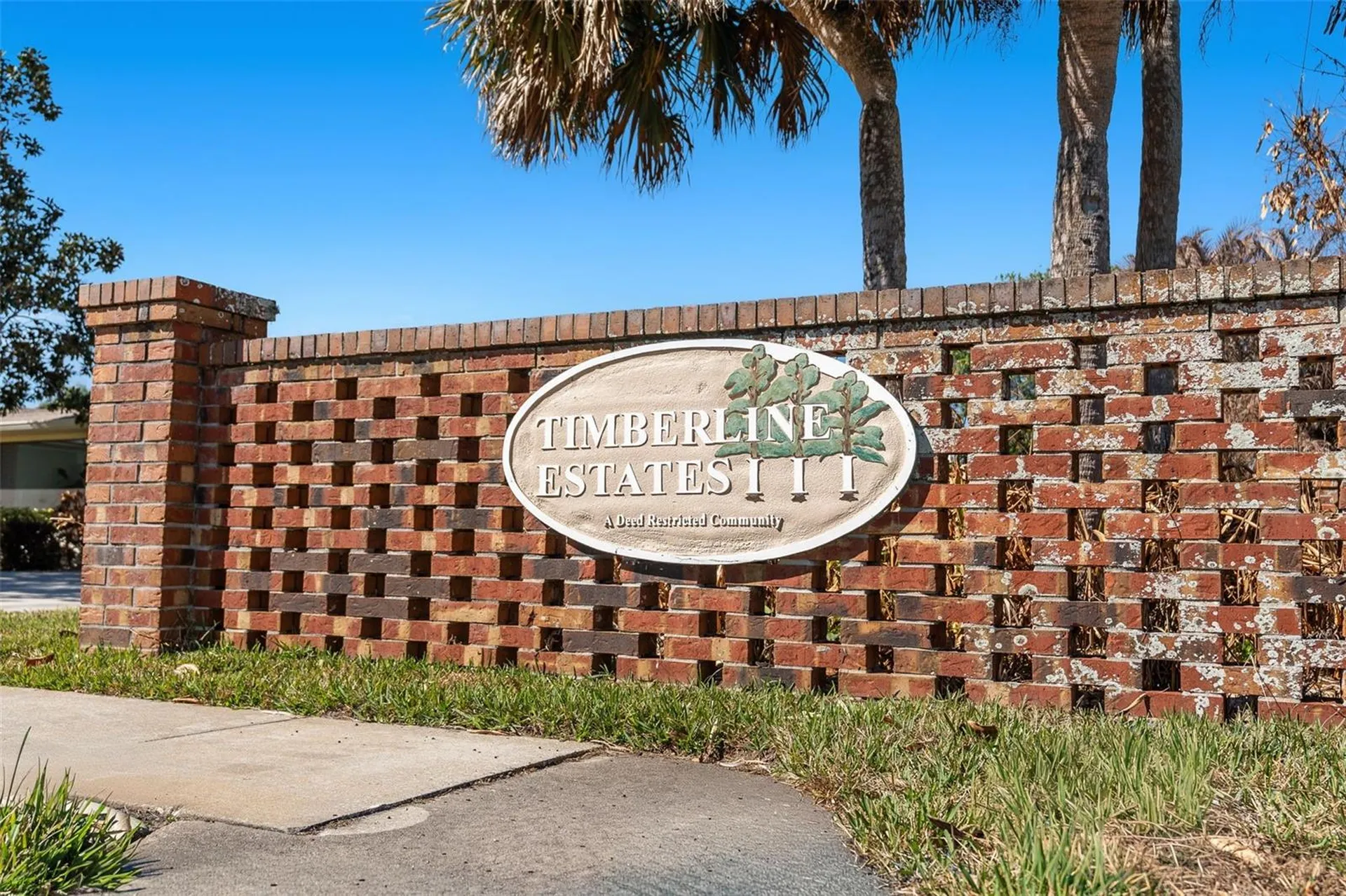 2213 Woodlawn Circle Melbourne FL 32934