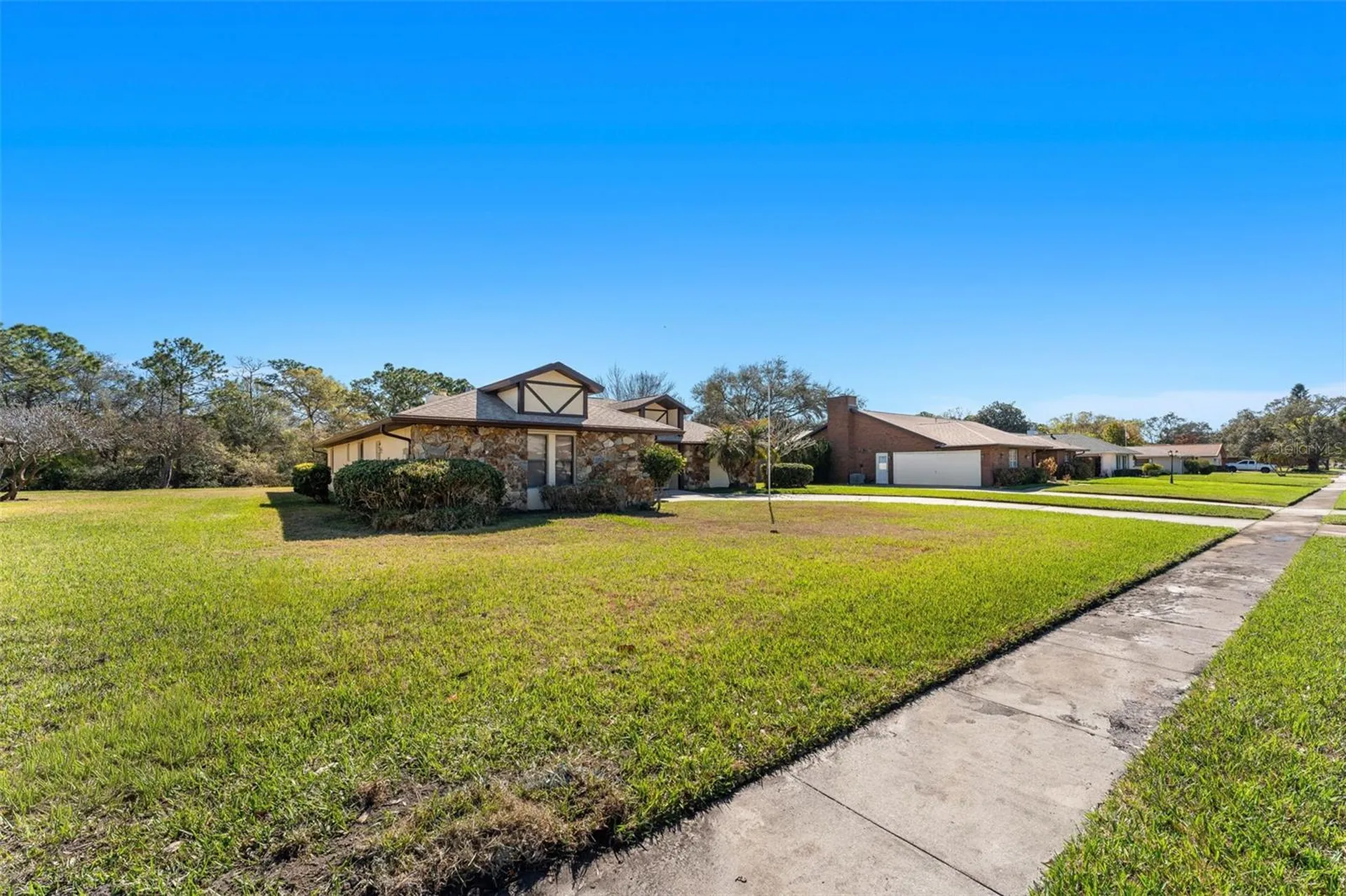 2213 Woodlawn Circle Melbourne FL 32934