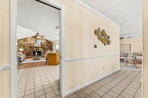 2213 Woodlawn Circle Melbourne FL 32934