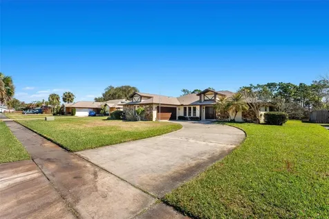 2213 Woodlawn Circle Melbourne FL 32934