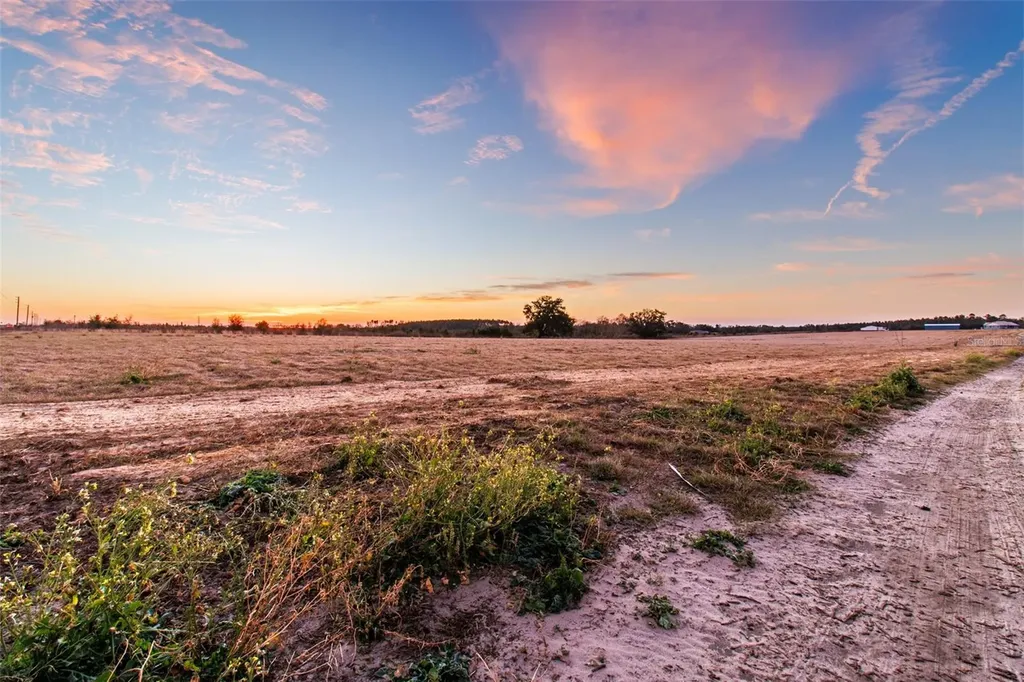 4302 Royal Sky (lot 4) Court Brooksville FL 34602