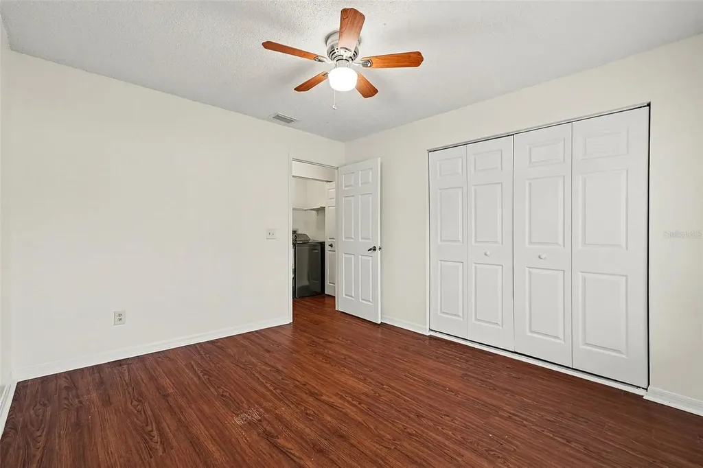18302 Aintree Court Tampa FL 33647