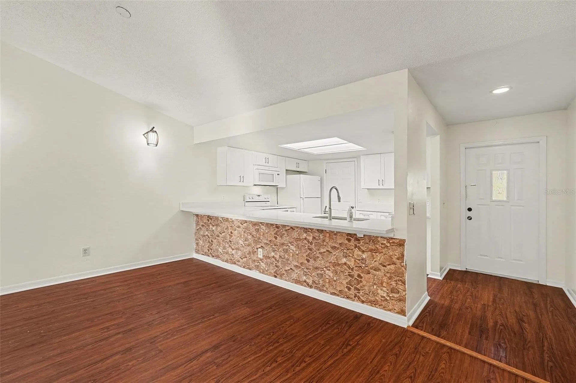 18302 Aintree Court Tampa FL 33647