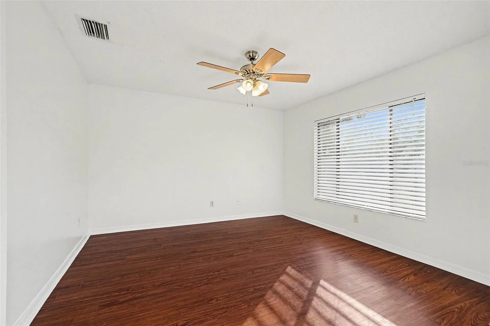 18302 Aintree Court Tampa FL 33647