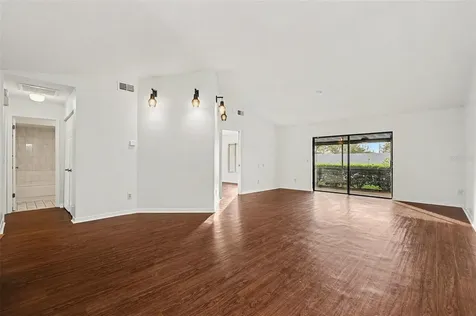 18302 Aintree Court Tampa FL 33647