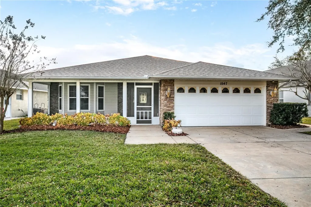 1547 Lake Villa Drive Tavares FL 32778