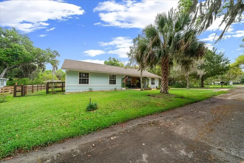 303 SE 29th Avenue Ocala FL 34471