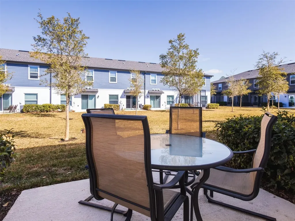 152 Cape Honeysuckle Place Sanford FL 32771