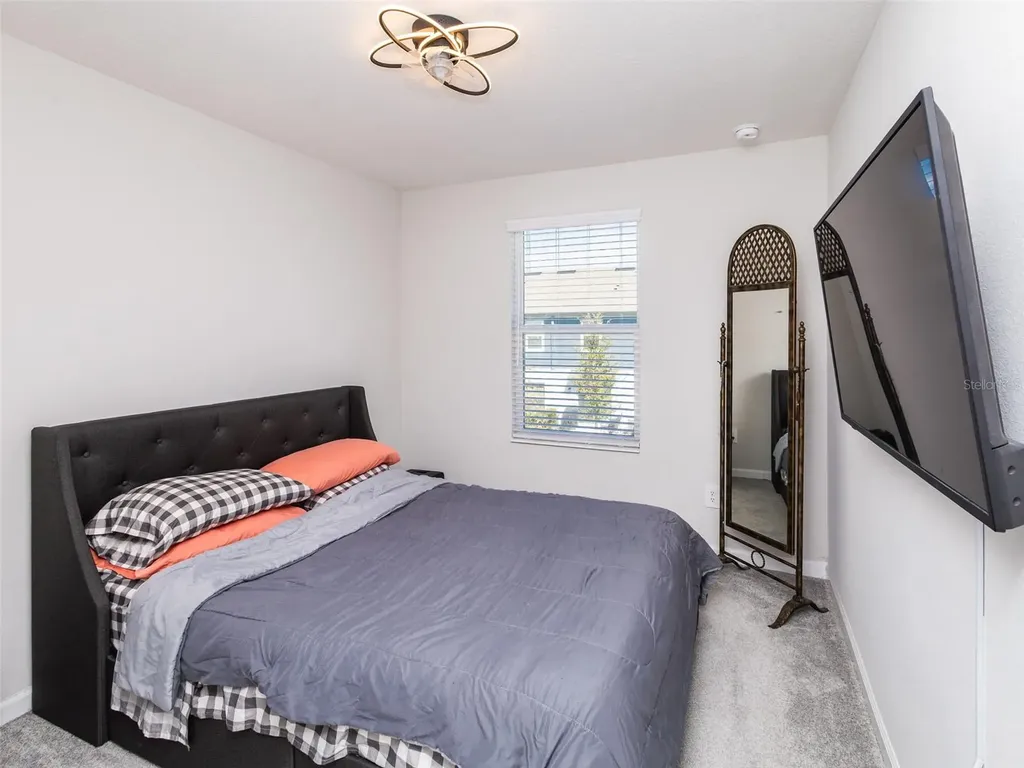 152 Cape Honeysuckle Place Sanford FL 32771