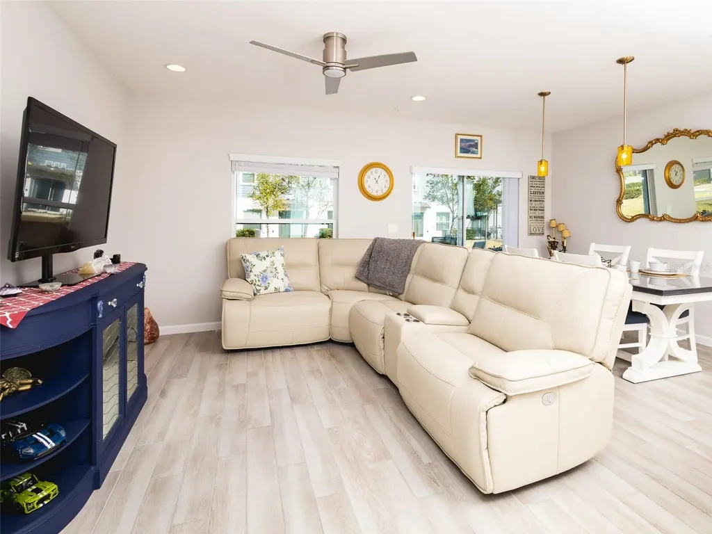 152 Cape Honeysuckle Place Sanford FL 32771