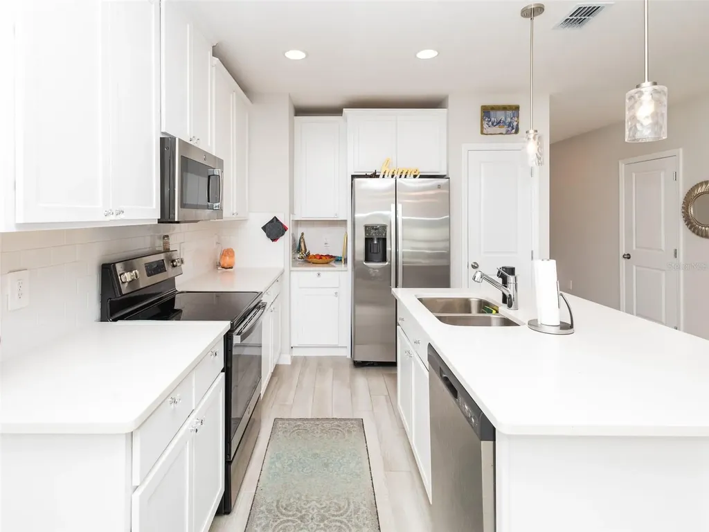 152 Cape Honeysuckle Place Sanford FL 32771