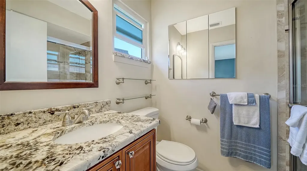 2721 Riverbluff Place Sarasota FL 34231