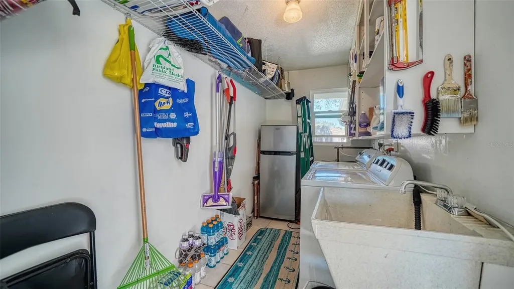2721 Riverbluff Place Sarasota FL 34231