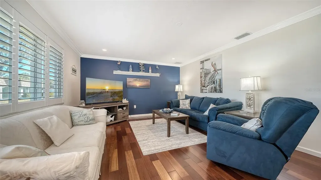 2721 Riverbluff Place Sarasota FL 34231