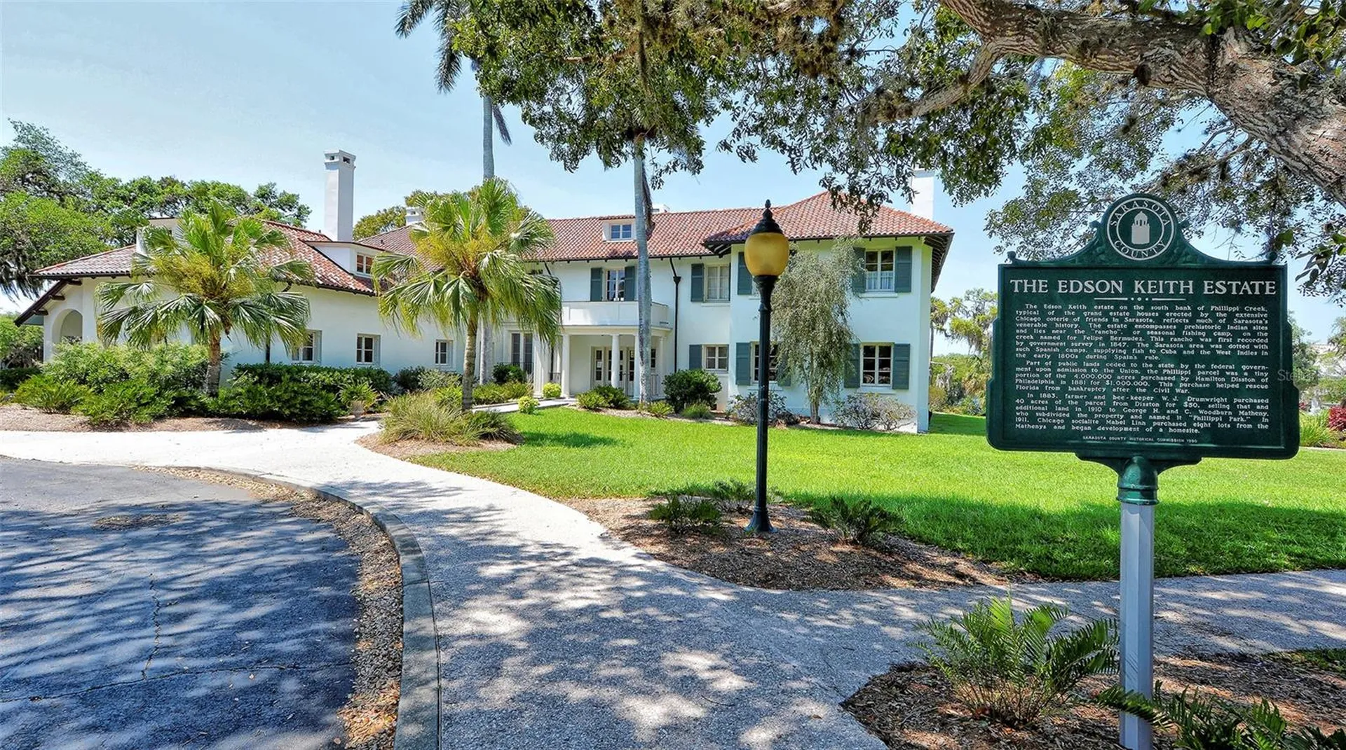 2721 Riverbluff Place Sarasota FL 34231
