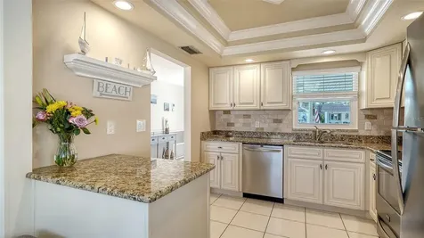 2721 Riverbluff Place Sarasota FL 34231