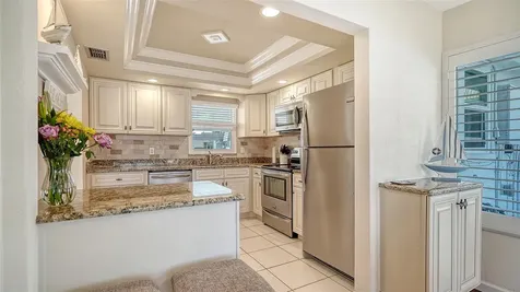 2721 Riverbluff Place Sarasota FL 34231