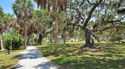2721 Riverbluff Place Sarasota FL 34231