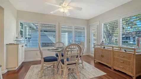 2721 Riverbluff Place Sarasota FL 34231