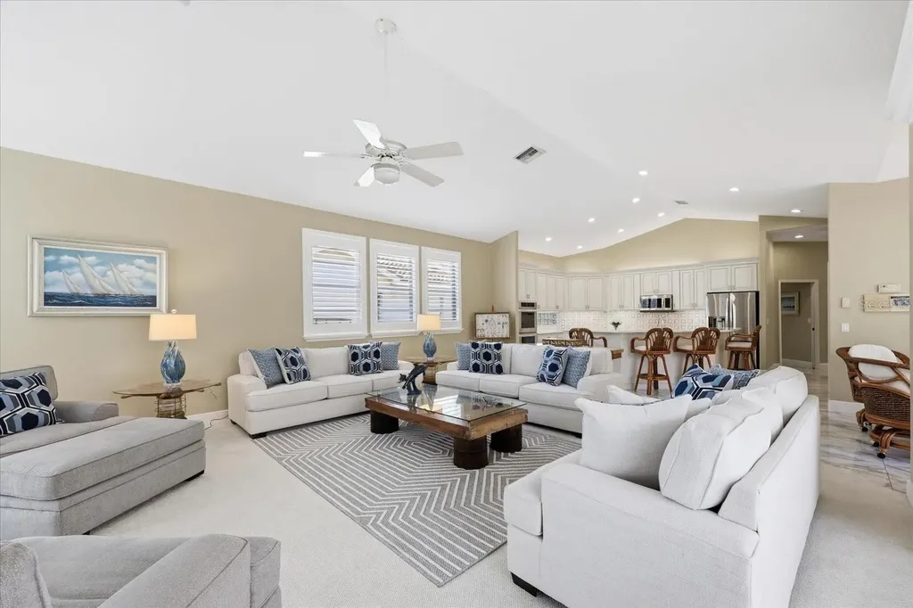 3196 Crescent Oaks Boulevard Tarpon Springs FL 34688
