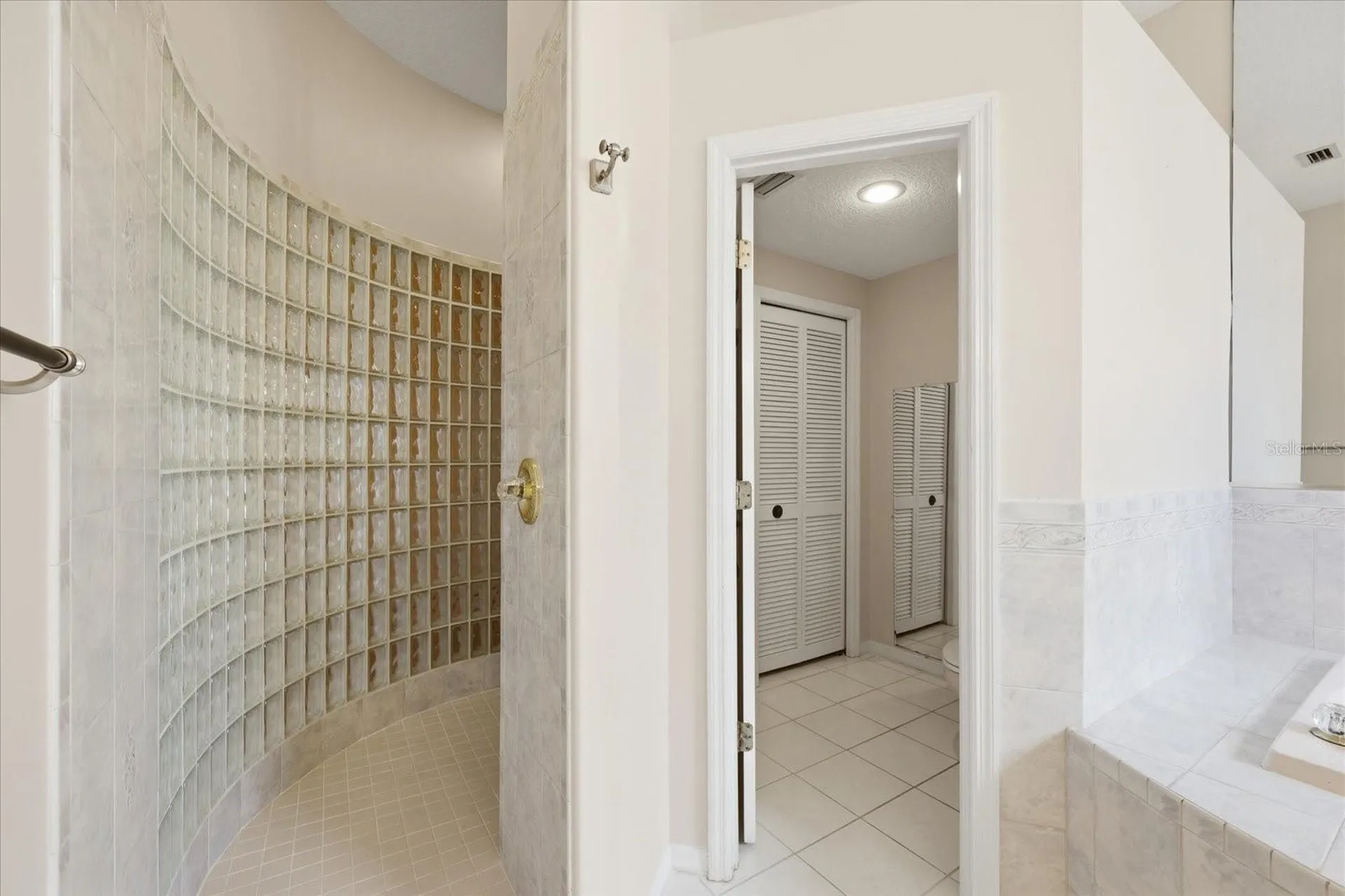 3196 Crescent Oaks Boulevard Tarpon Springs FL 34688
