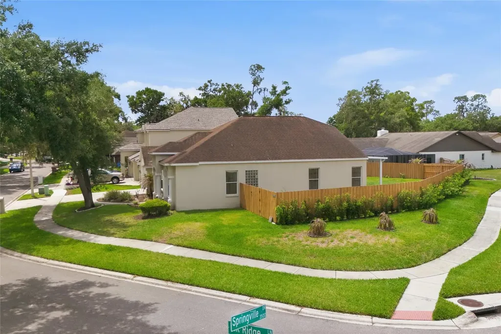 3602 Elk Ridge Lane Valrico FL 33596