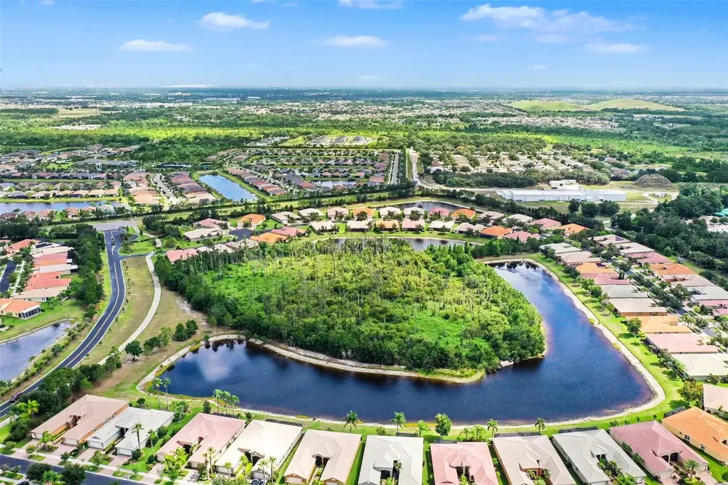 15640 Aurora Lake Circle Wimauma FL 33598