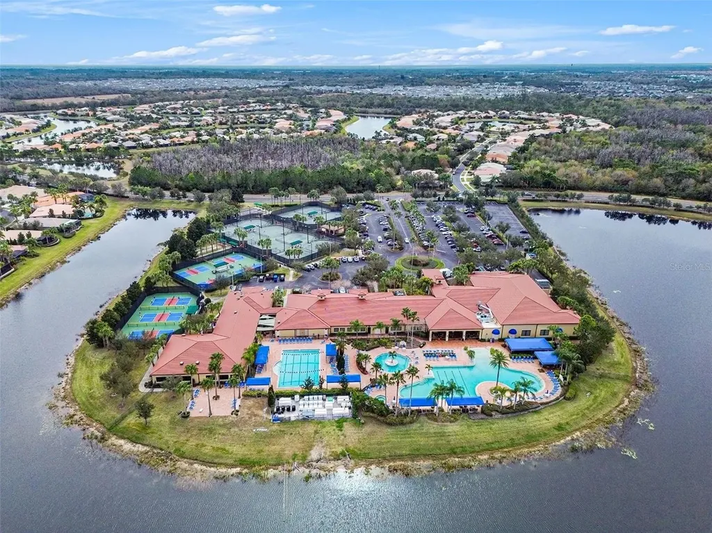 15640 Aurora Lake Circle Wimauma FL 33598