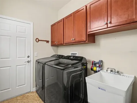 15640 Aurora Lake Circle Wimauma FL 33598