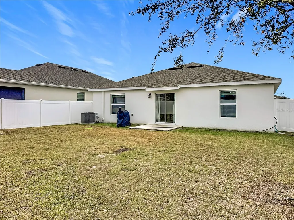 6952 Dilly Lake Avenue Groveland FL 34736