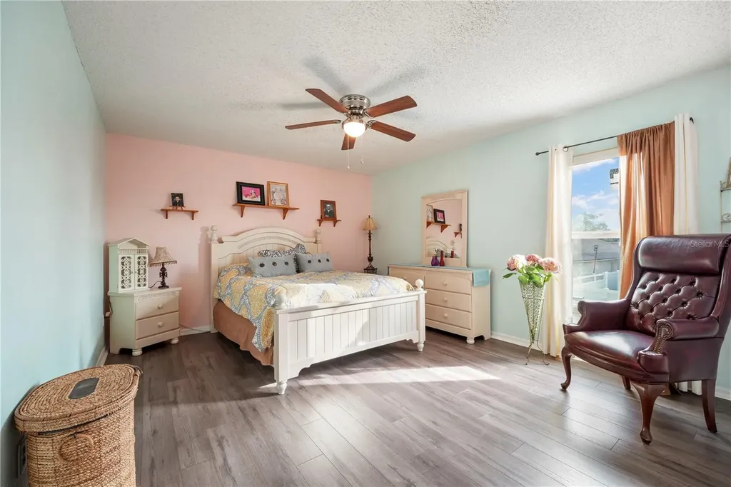 709 Clifton Hills Street Orlando FL 32828