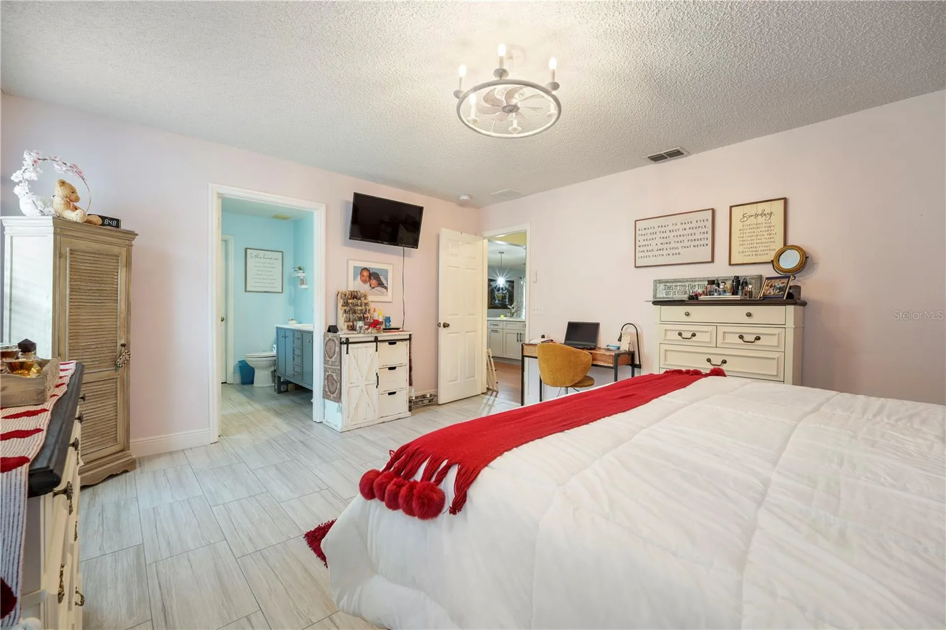 709 Clifton Hills Street Orlando FL 32828