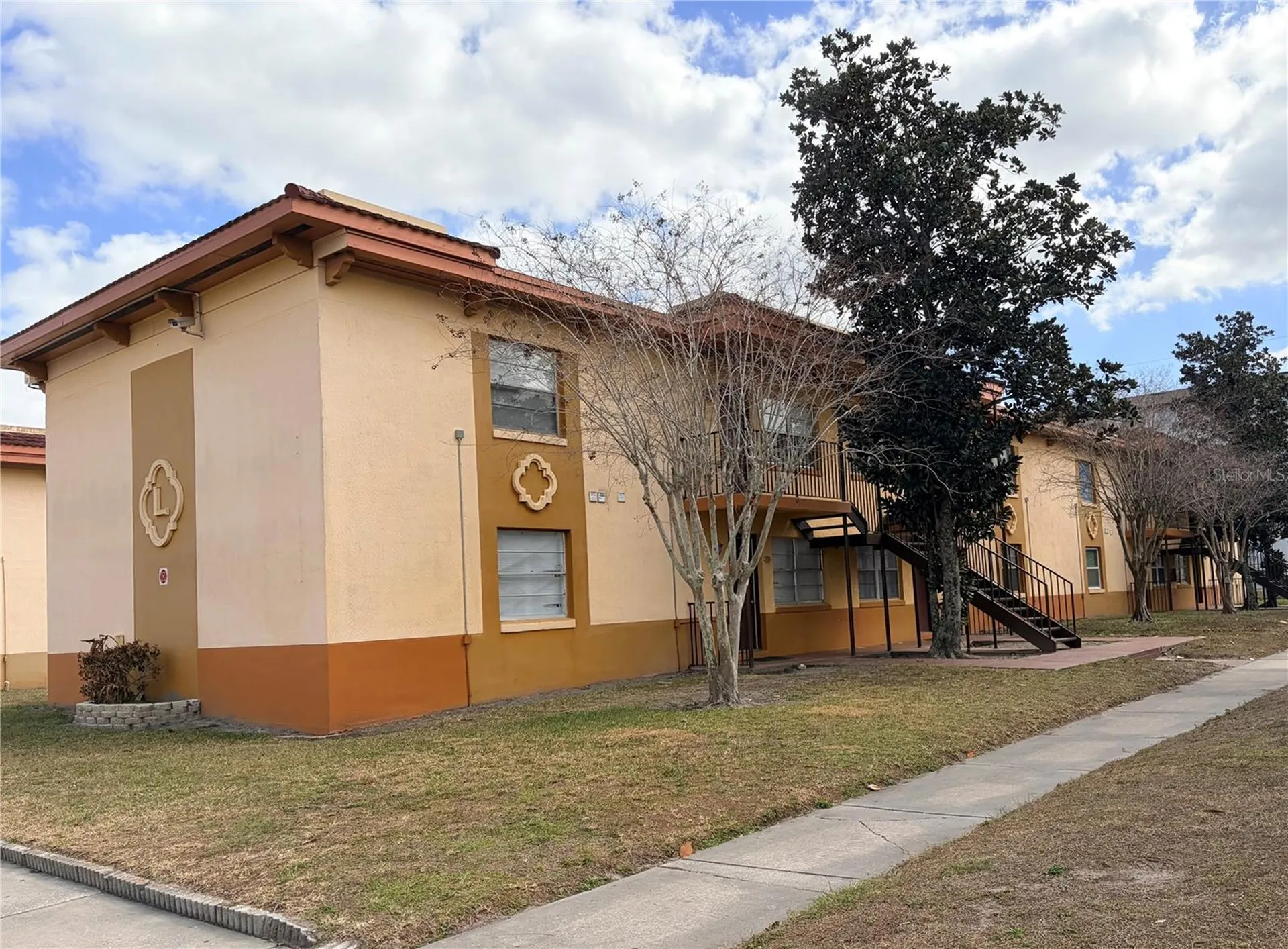 738 Ridenhour Circle Orlando FL 32809