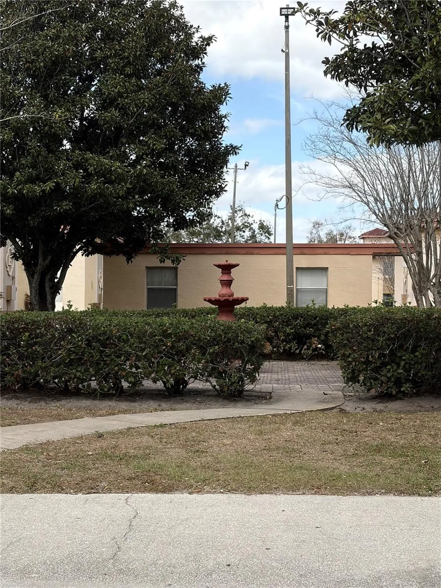 738 Ridenhour Circle Orlando FL 32809