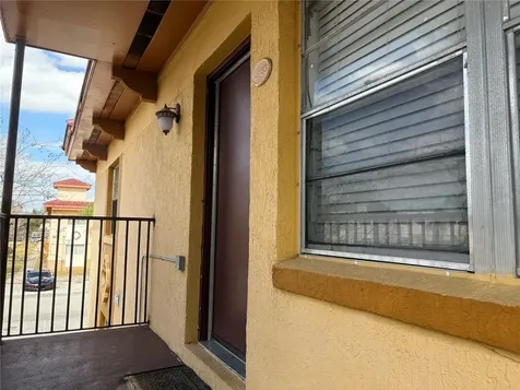 738 Ridenhour Circle Orlando FL 32809