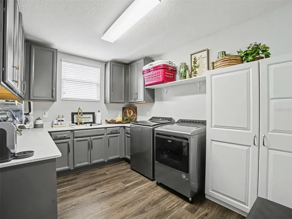 5215 Wishing Arch Drive Apollo Beach FL 33572