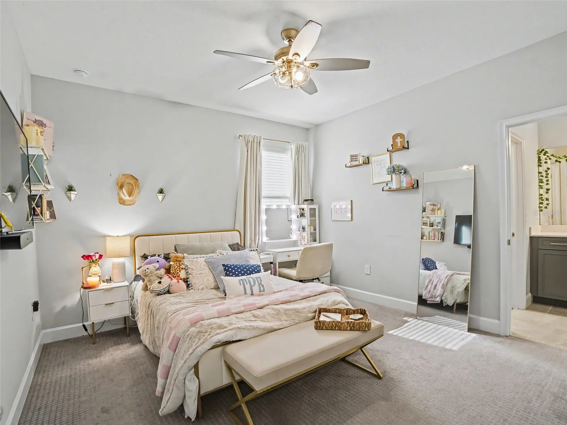 5215 Wishing Arch Drive Apollo Beach FL 33572