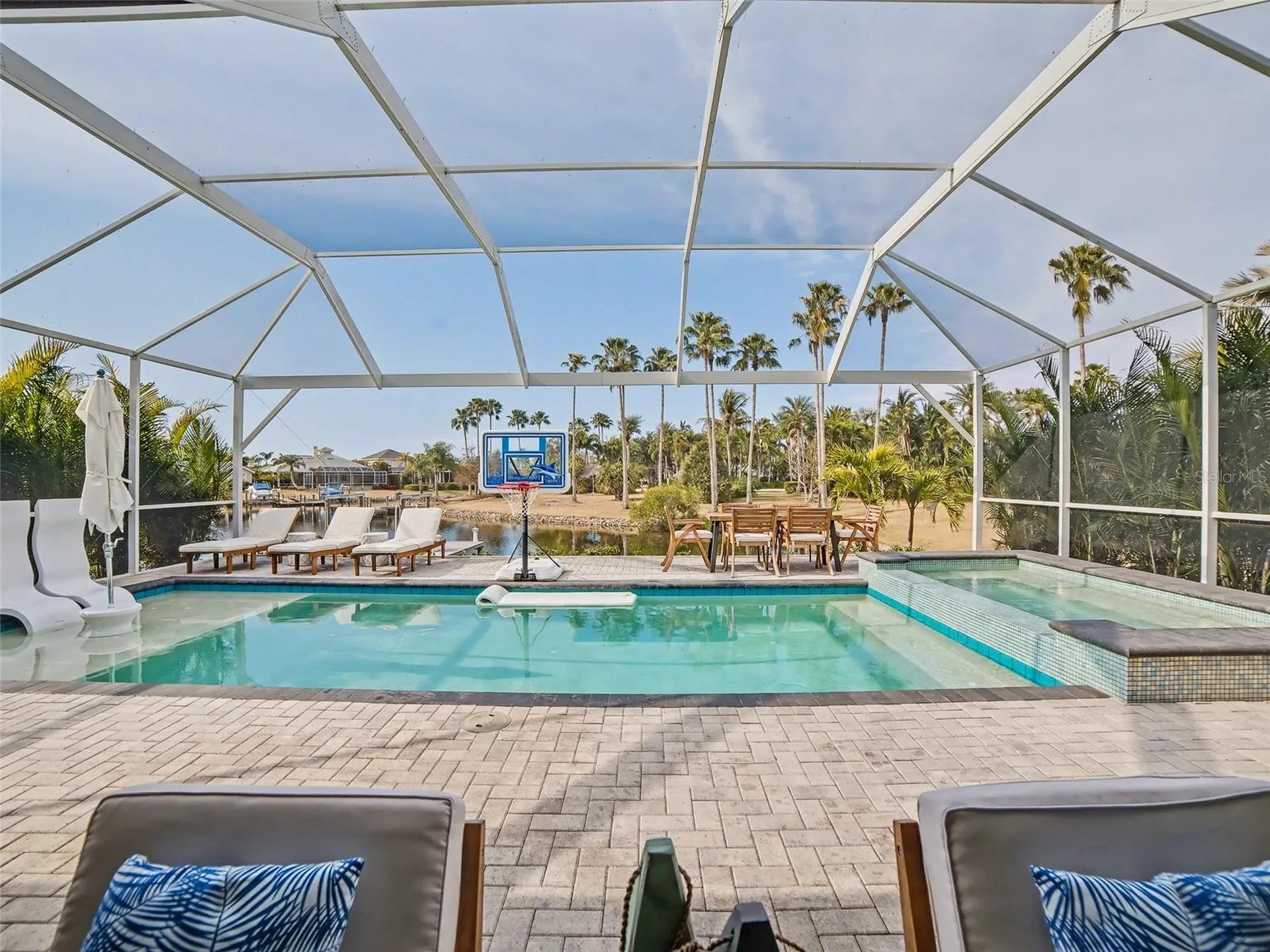 5215 Wishing Arch Drive Apollo Beach FL 33572