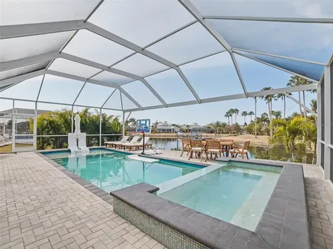 5215 Wishing Arch Drive Apollo Beach FL 33572