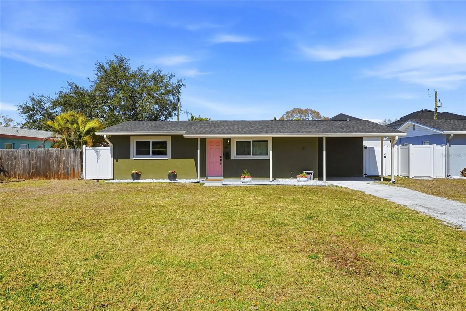 411 42nd Avenue NE St Petersburg FL 33703