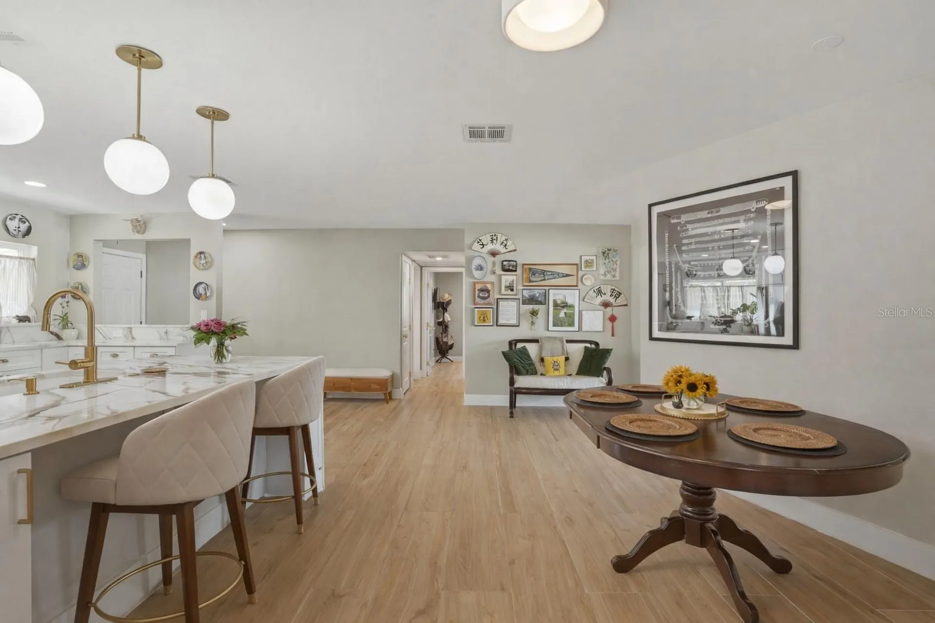 411 42nd Avenue NE St Petersburg FL 33703