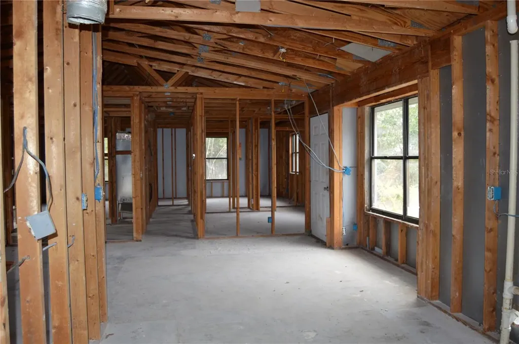 702 James Avenue Fruitland Park FL 34731