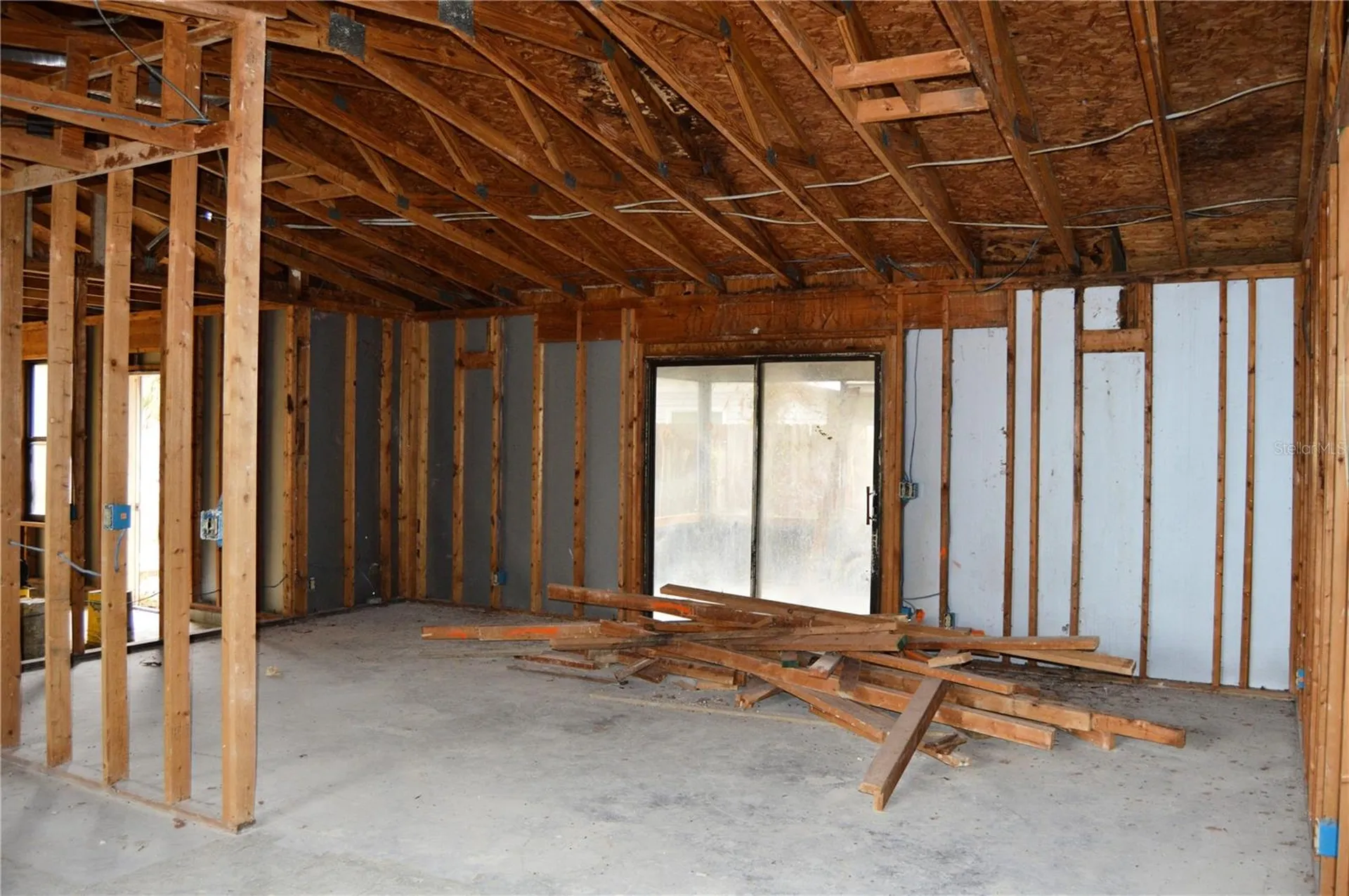 702 James Avenue Fruitland Park FL 34731