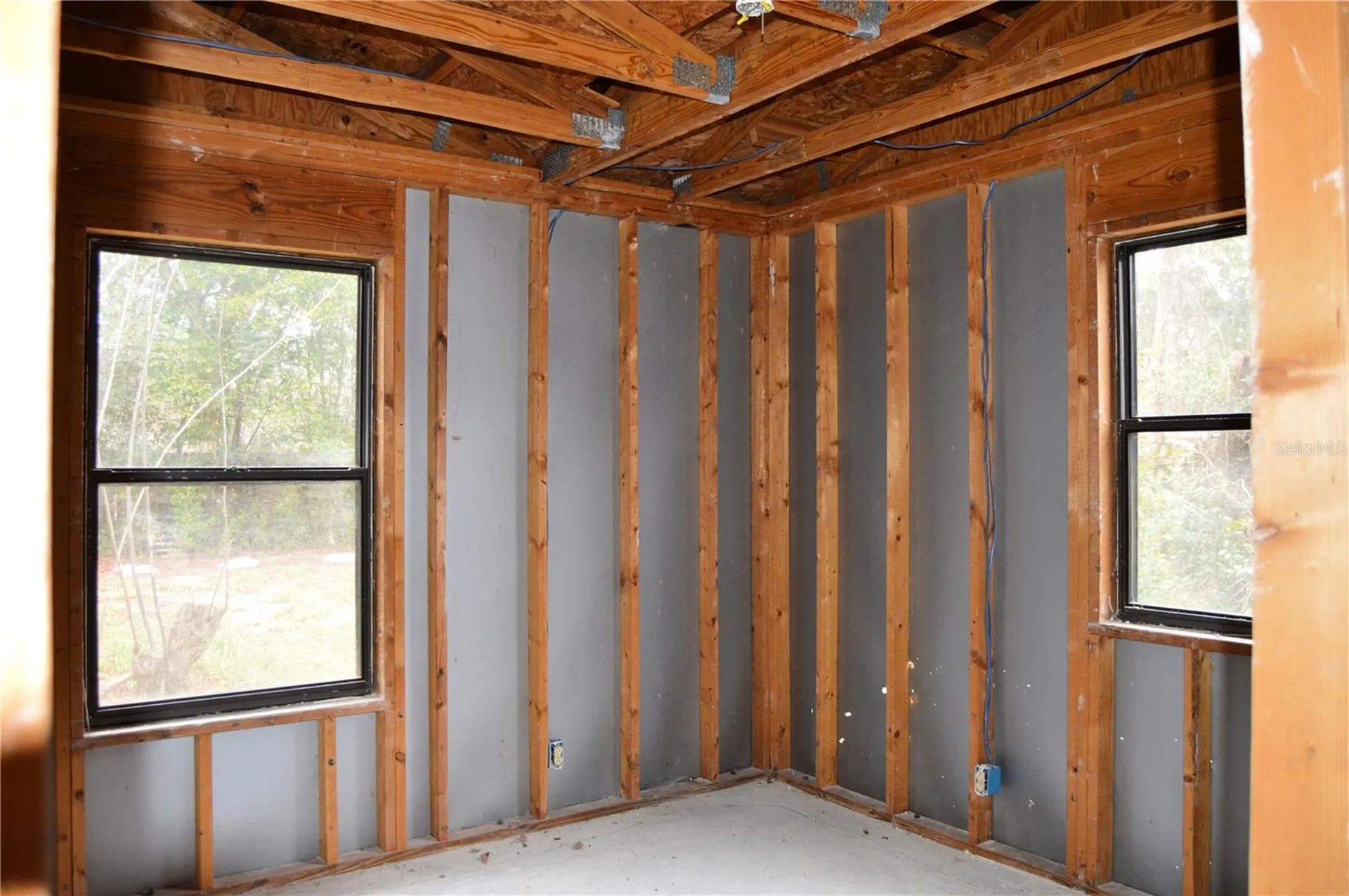 702 James Avenue Fruitland Park FL 34731
