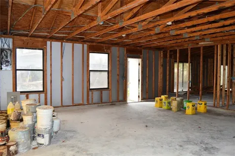 702 James Avenue Fruitland Park FL 34731