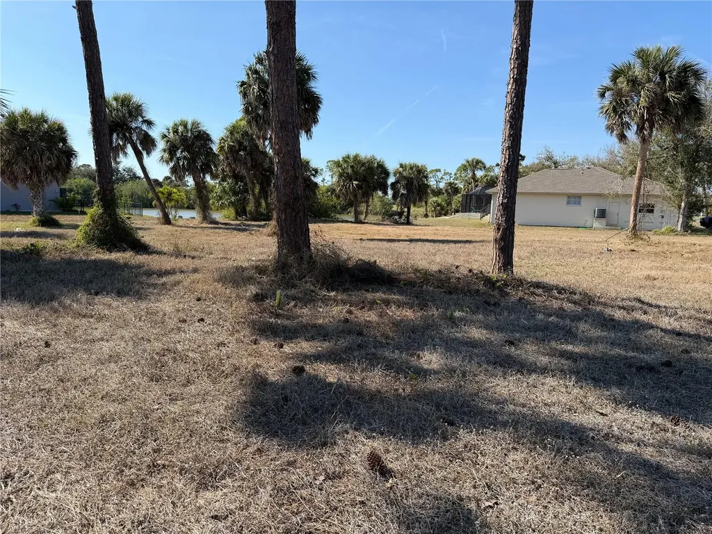 2 Pine Valley Court Rotonda West FL 33947